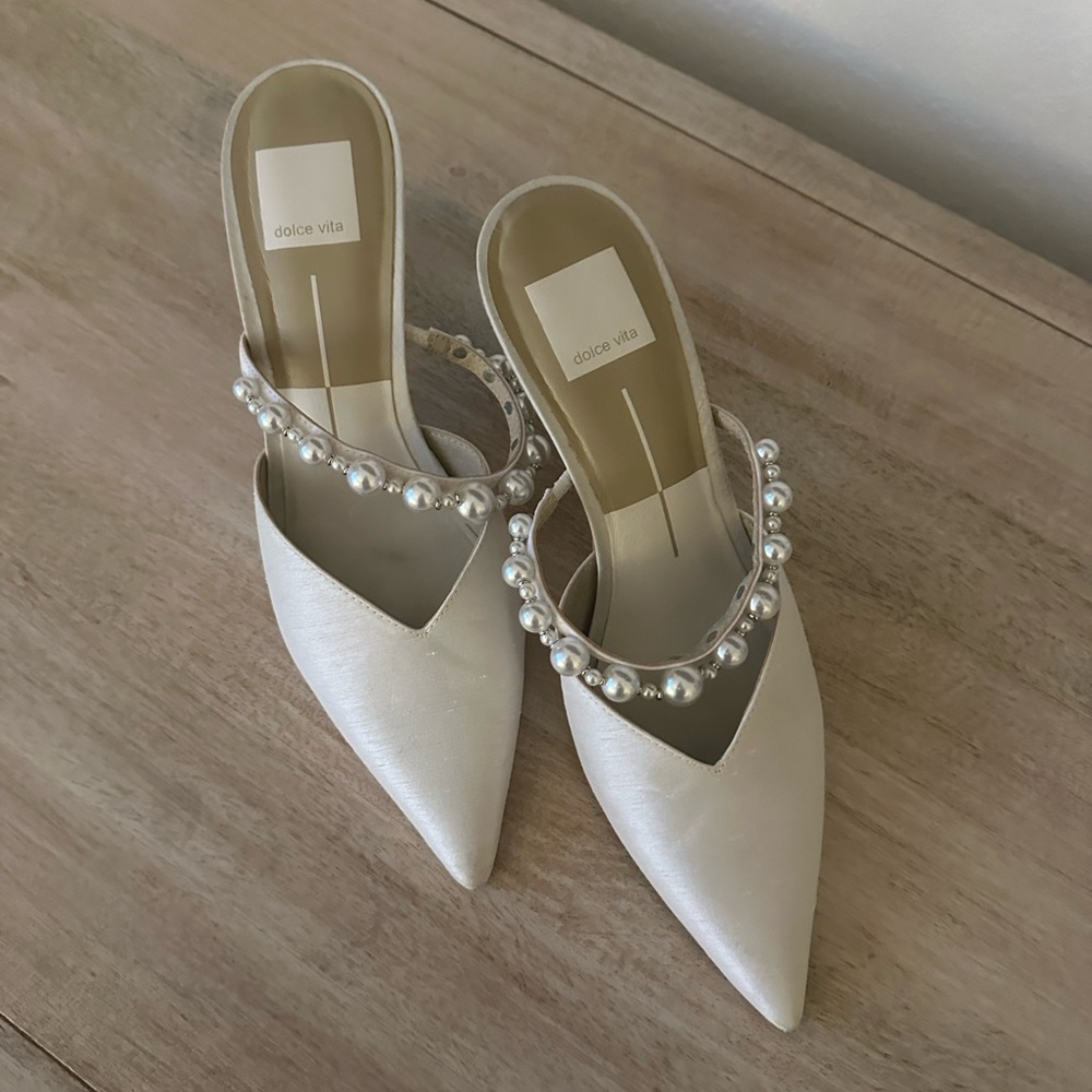 Dolce Vita Kanika Pearl Heels Vanilla Silk
